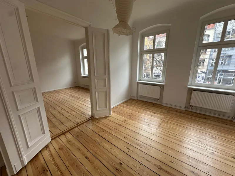 Saniert: Wunderschöne Altbau-Wohnung mit 3 Zimmern — photo 1